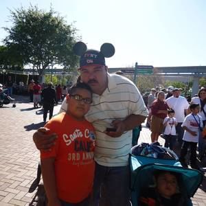 Meet your Posher, Luis